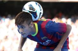 开云体育官方网站-时空的交错，当伊布在橙衣军团照亮2010