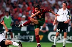 开云体育在线-里昂鏖战皇马，C罗统治全场的简单介绍