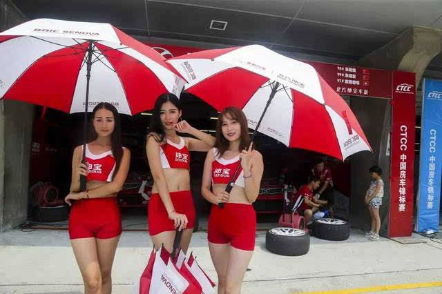 包含瑞典自行车选手斩获银牌，实力尽显的词条