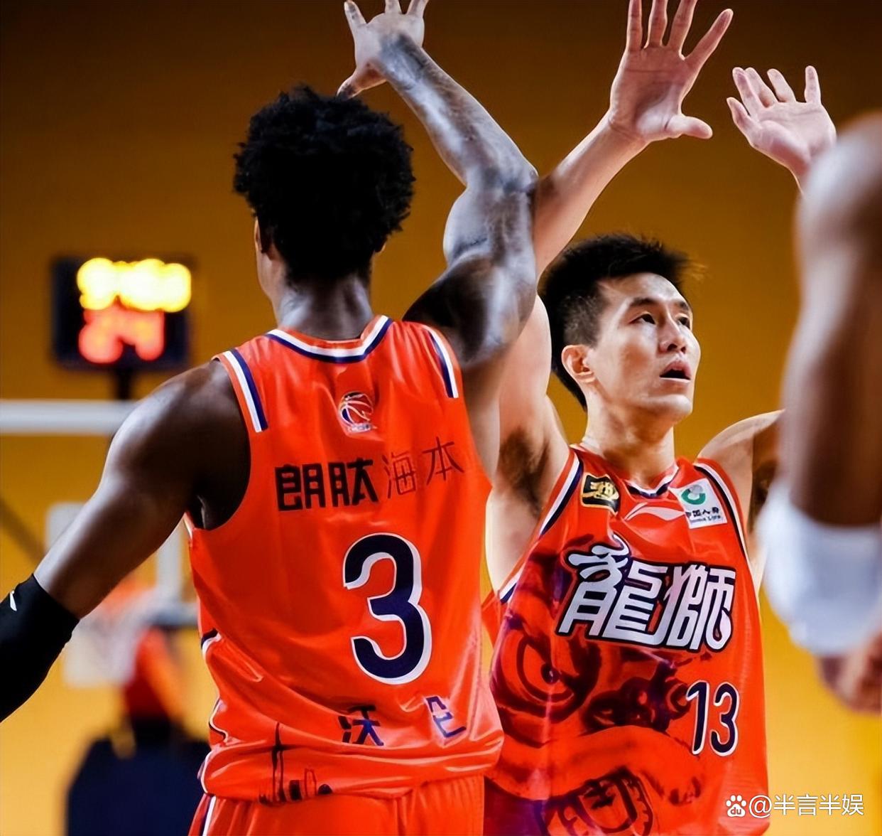山西男篮主场告捷，球迷欢呼连胜
