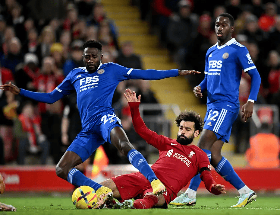 马赛战平对手，争夺法甲联赛前四名位置