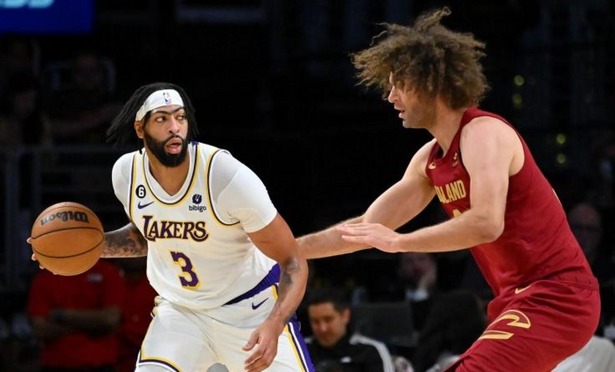 天津泰达客场逆转，终结两连败