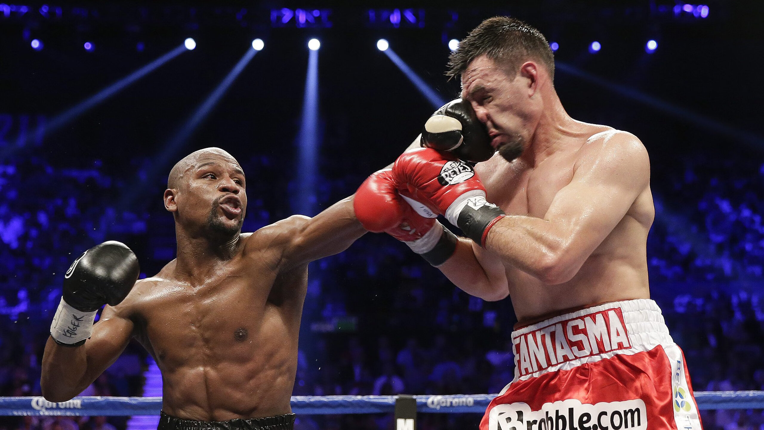 跨界烽火，当草根天津队让猛龙俯首，利拉德的50分之夜为何黯淡无光？